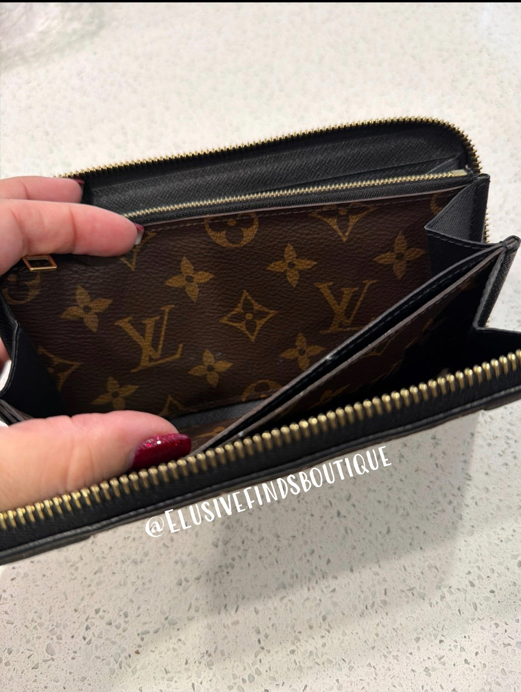 Louis Vuitton Full Zippy Wallet